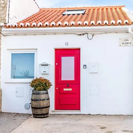 Peaceful, Spacious & Stylish, A Real Home! Semesterbostad