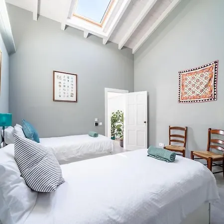 Peaceful, Spacious & Stylish, A Real Home! * Budens