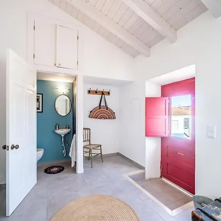 Peaceful, Spacious & Stylish, A Real Home!