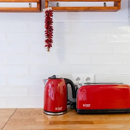 Peaceful, Spacious & Stylish, A Real Home! Budens